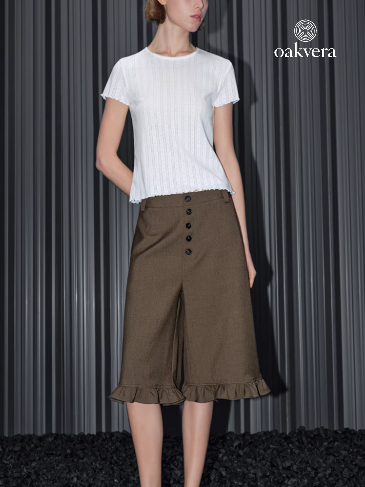 Ruffle Ease Cropped Pants