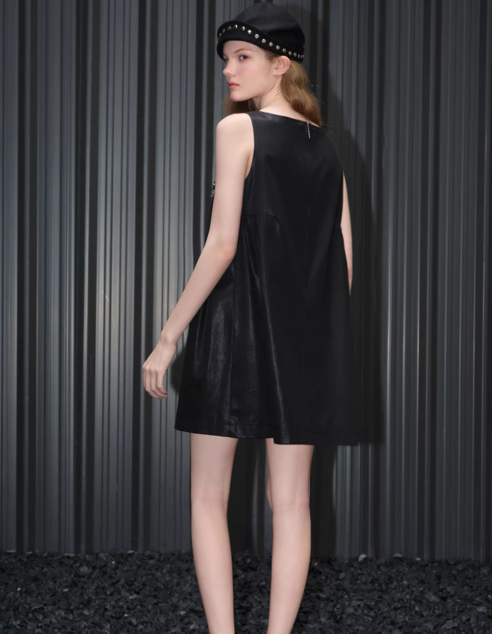 Noir Essence Sleeveless Dress
